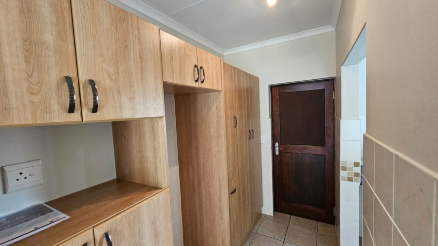 3 Bedroom Property for Sale in Sandbaai Western Cape